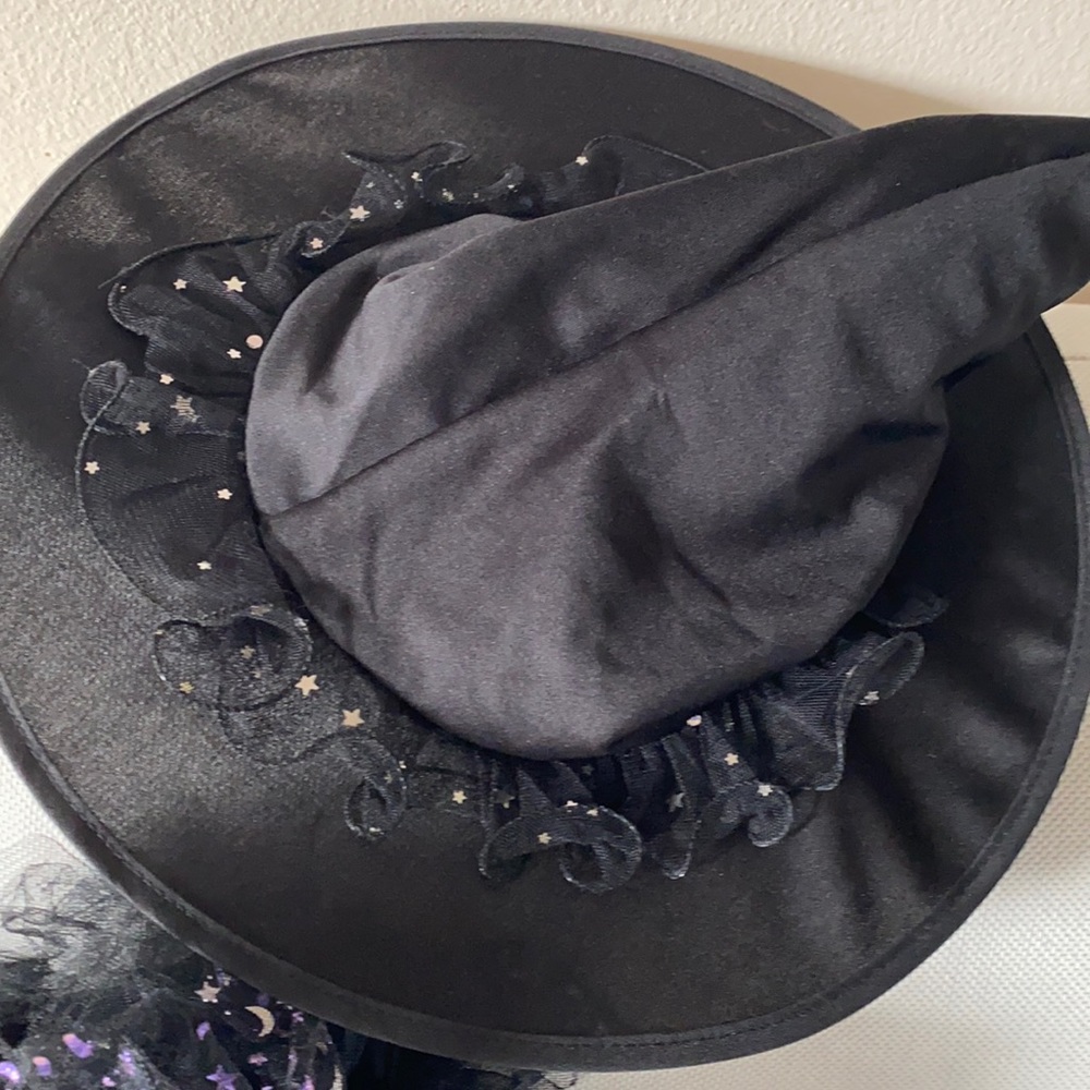 Halloween witch costume